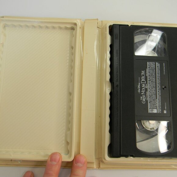 Vintage Disney The Great Mouse Detective Black Diamond Classic VHS Listing 2 - Picture 4 of 12